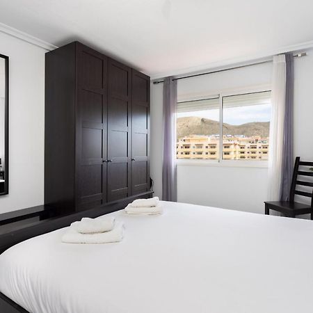 Black And White Apartment Free Wifi Los Cristianos  Extérieur photo