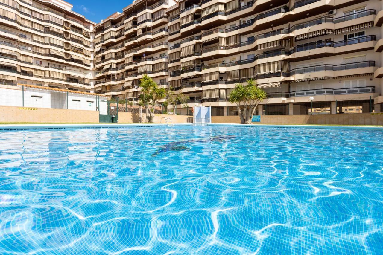 Black And White Apartment Free Wifi Los Cristianos  Extérieur photo